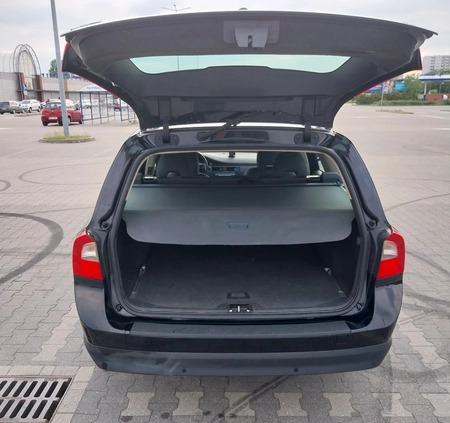 Volvo V70 cena 16900 przebieg: 325100, rok produkcji 2008 z Bydgoszcz małe 379